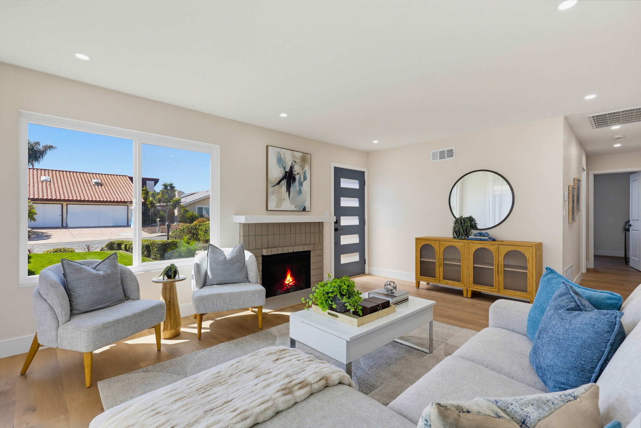 Virtual tour photo 10 of 58 for 10945 Janice Ct