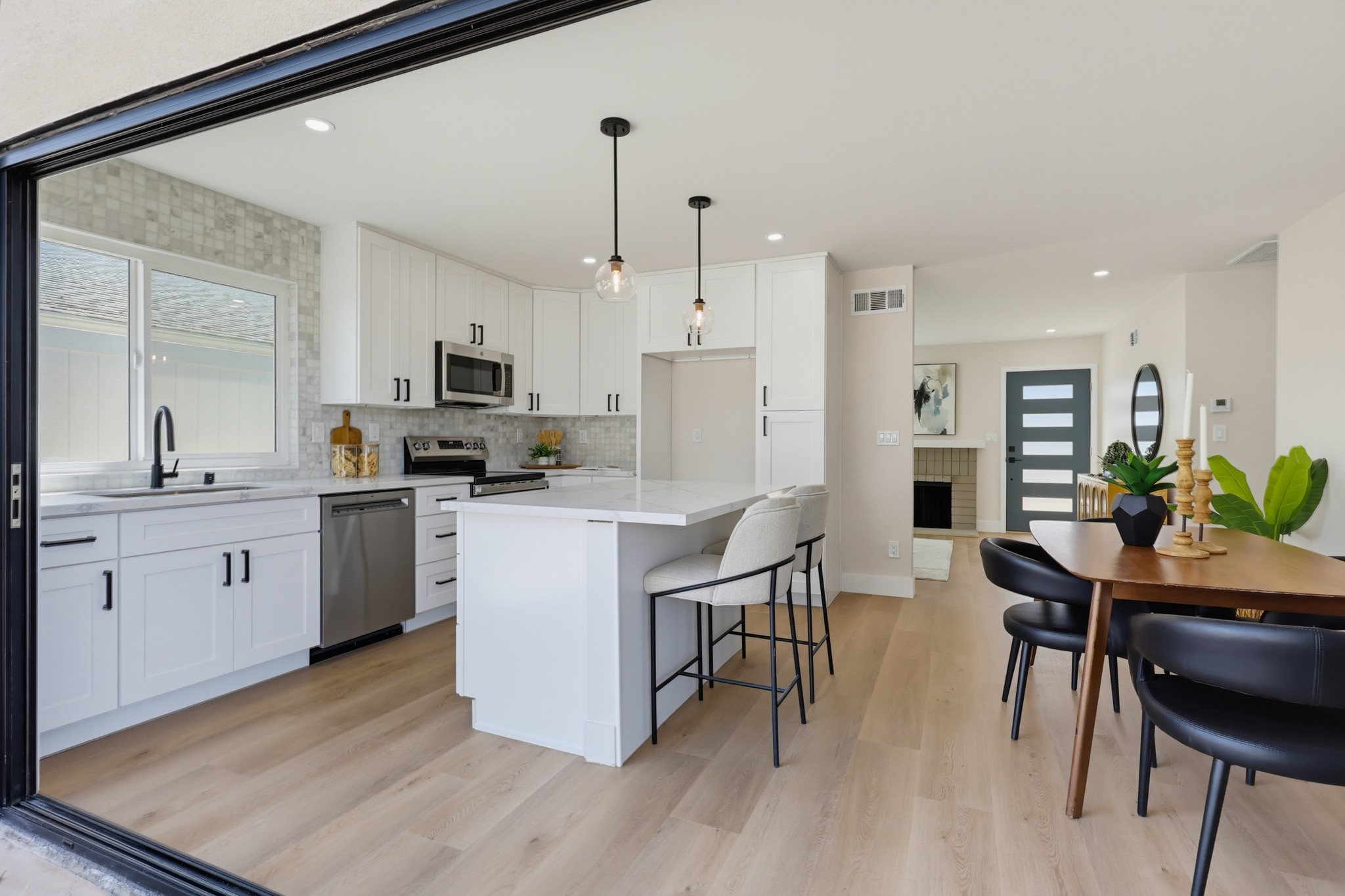 Virtual tour photo 37 of 58 for 10945 Janice Ct
