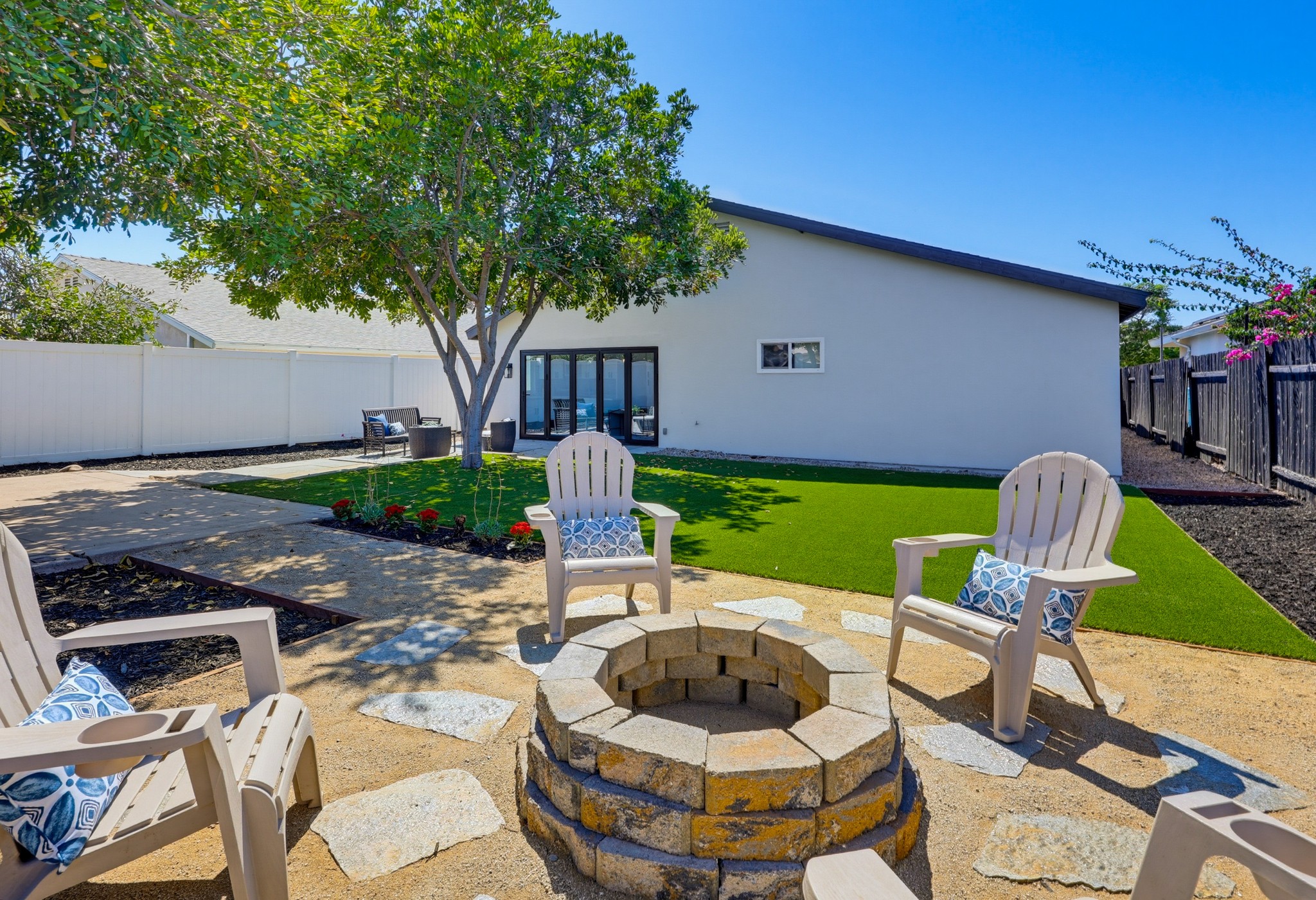 Virtual tour photo 45 of 58 for 10945 Janice Ct