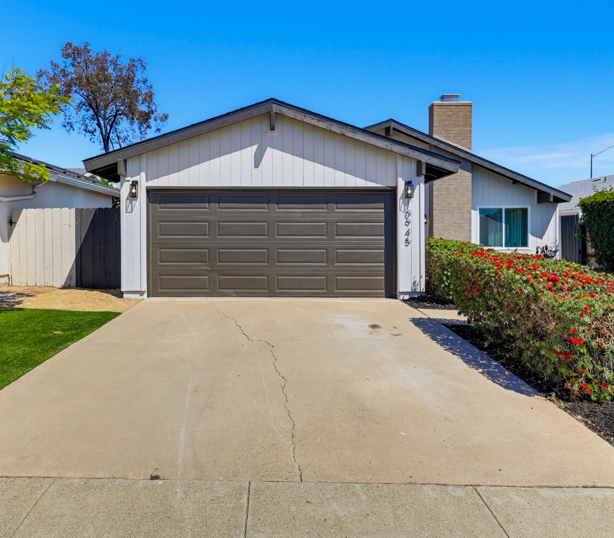 Virtual tour photo 51 of 58 for 10945 Janice Ct