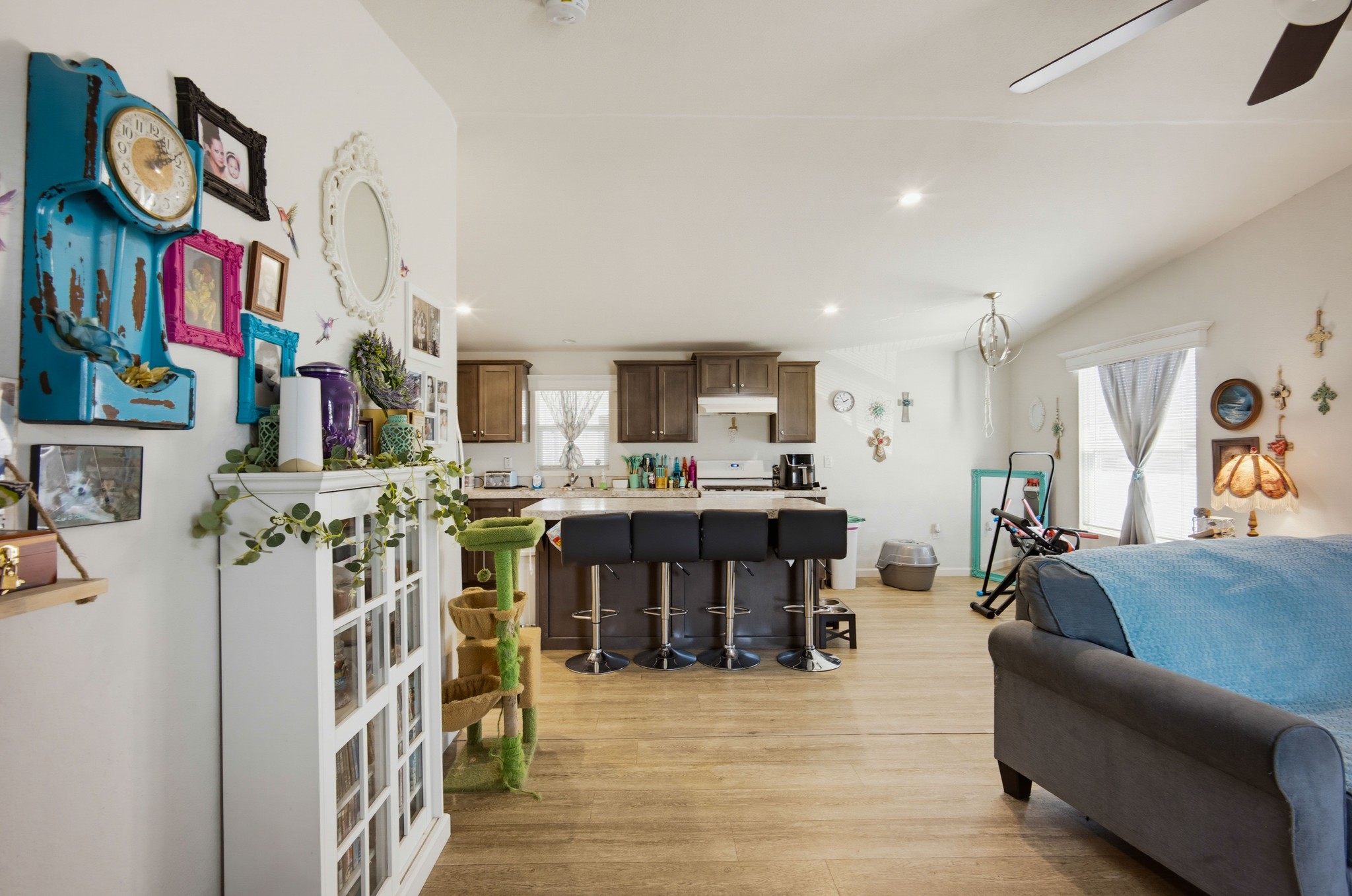Virtual tour photo 5 of 59 for 1097 N State St #26