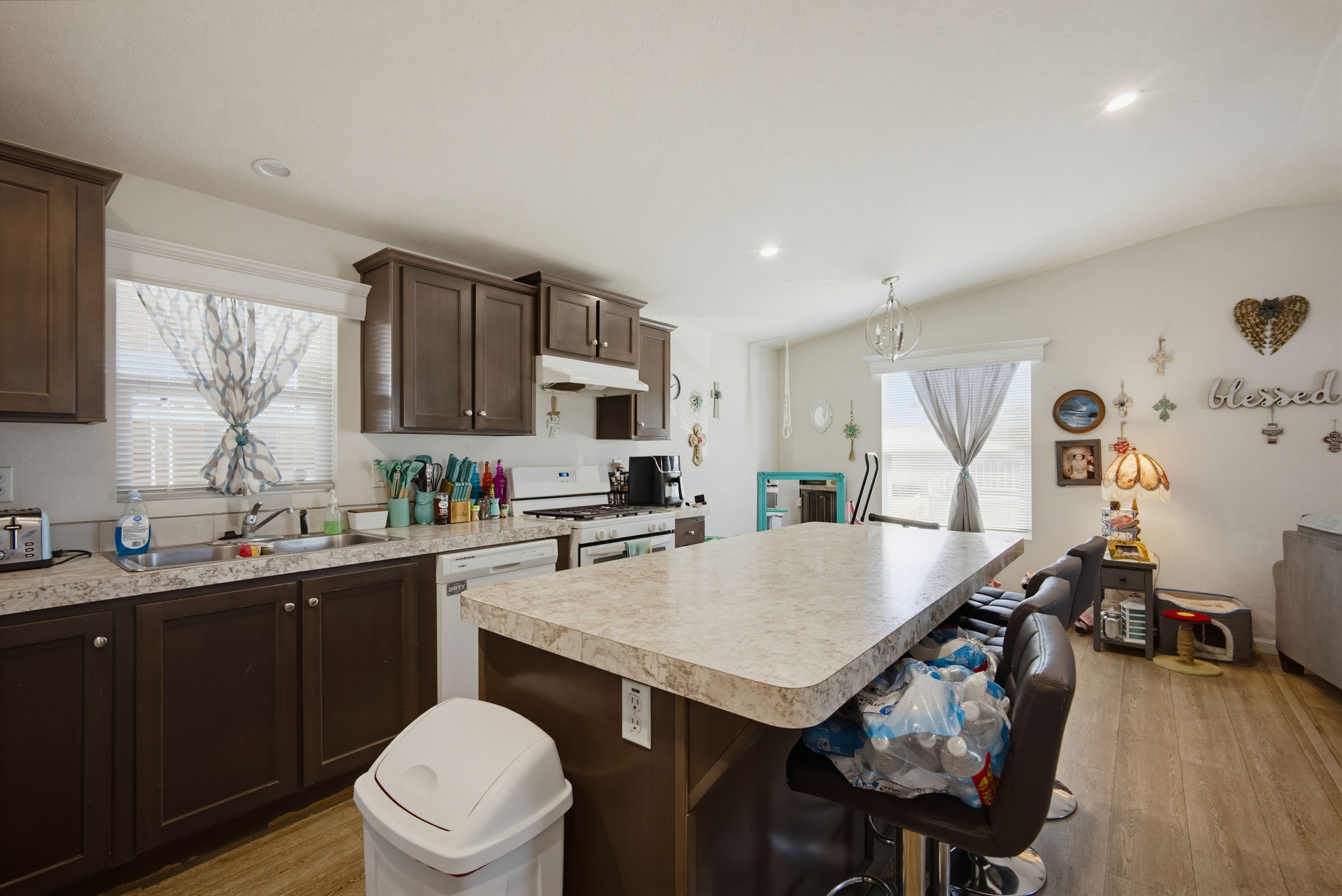 Virtual tour photo 10 of 59 for 1097 N State St #26