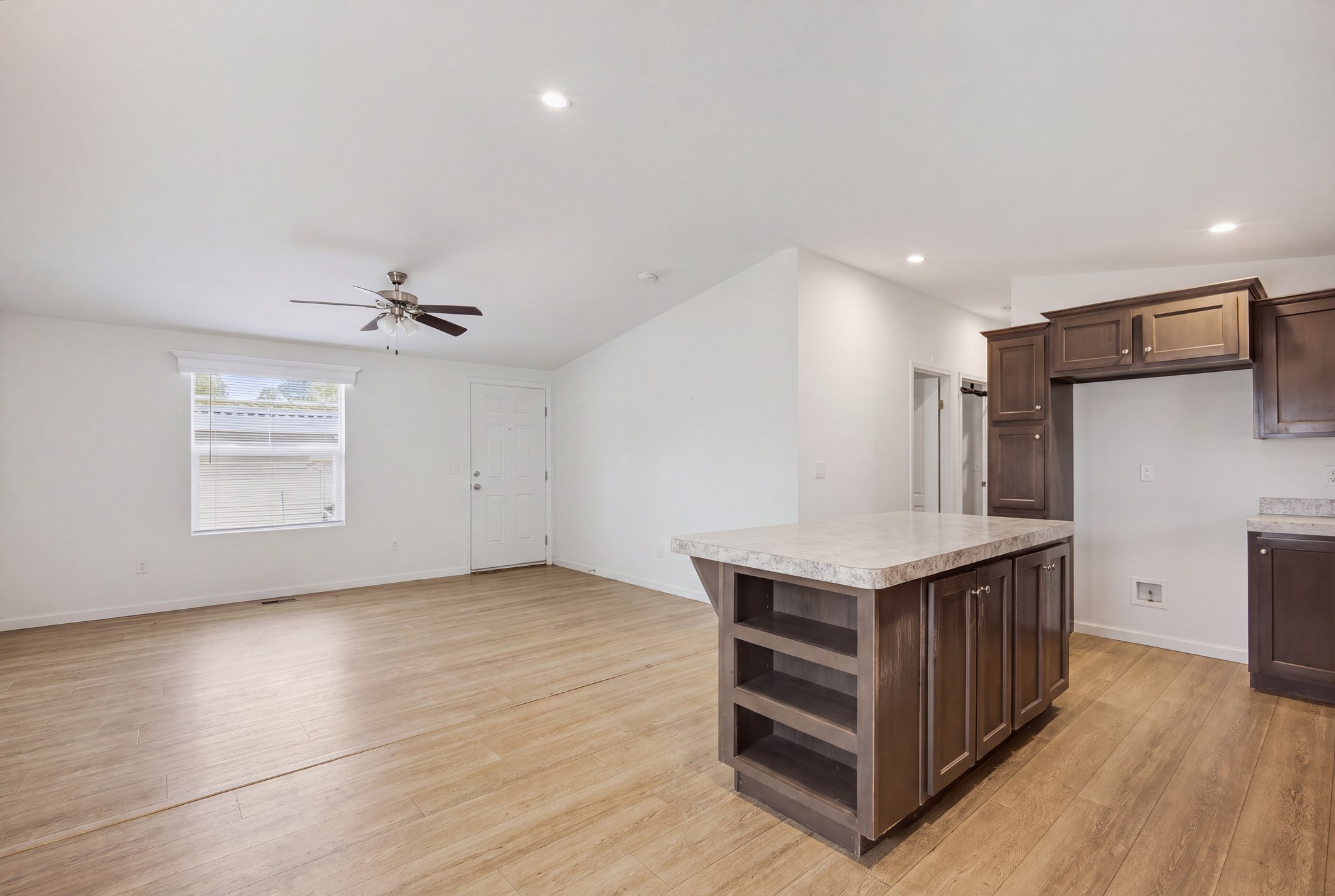 Virtual tour photo 42 of 59 for 1097 N State St #26