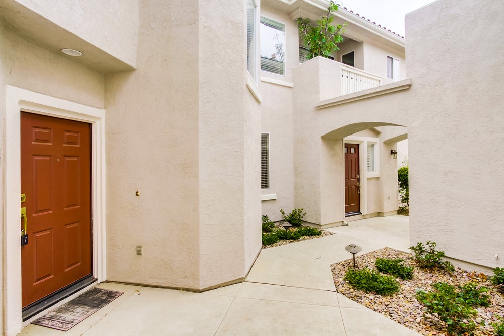 Virtual tour photo 4 of 43 for 10970 Ivy Hill Dr #3