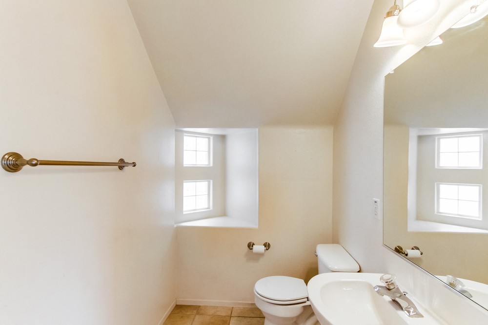 Virtual tour photo 16 of 43 for 10970 Ivy Hill Dr #3