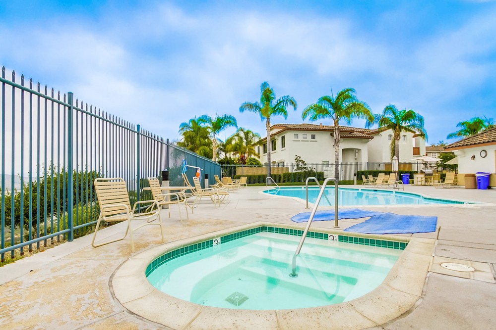 Virtual tour photo 40 of 43 for 10970 Ivy Hill Dr #3
