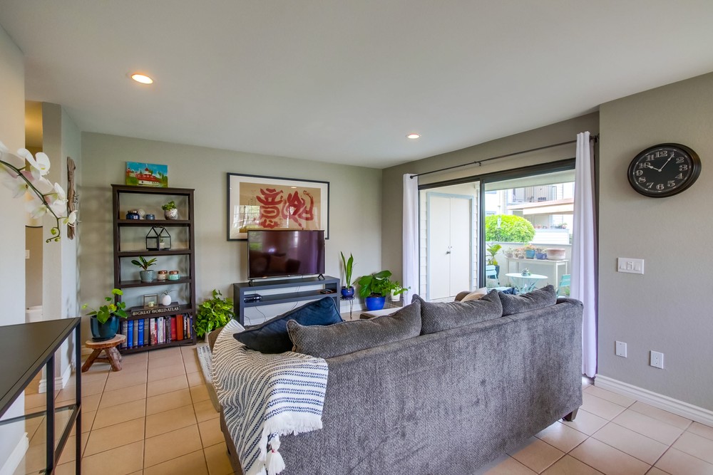 Virtual tour photo 7 of 35 for 10970 Summerdale Way APT 315