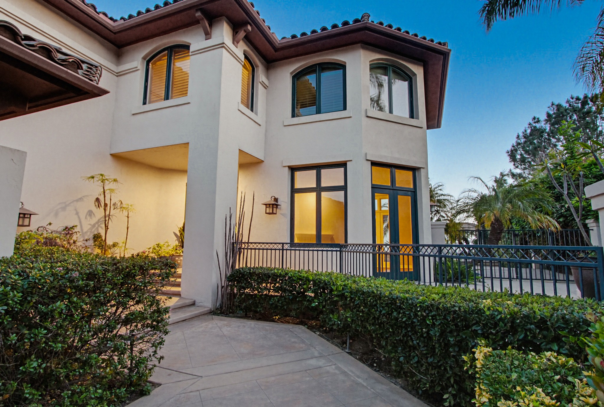 Virtual tour photo 4 of 99 for 10971 Twinleaf Ct