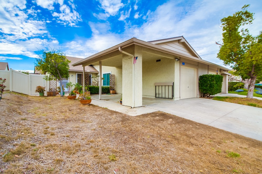Virtual tour photo 1 of 31 for 10972 Via Abaca