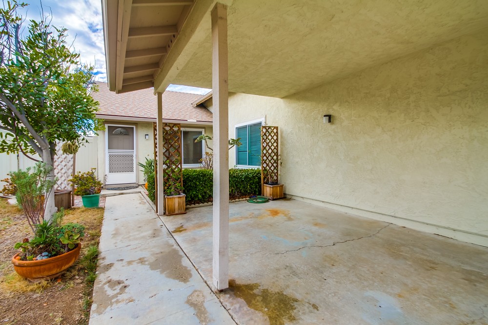Virtual tour photo 5 of 31 for 10972 Via Abaca