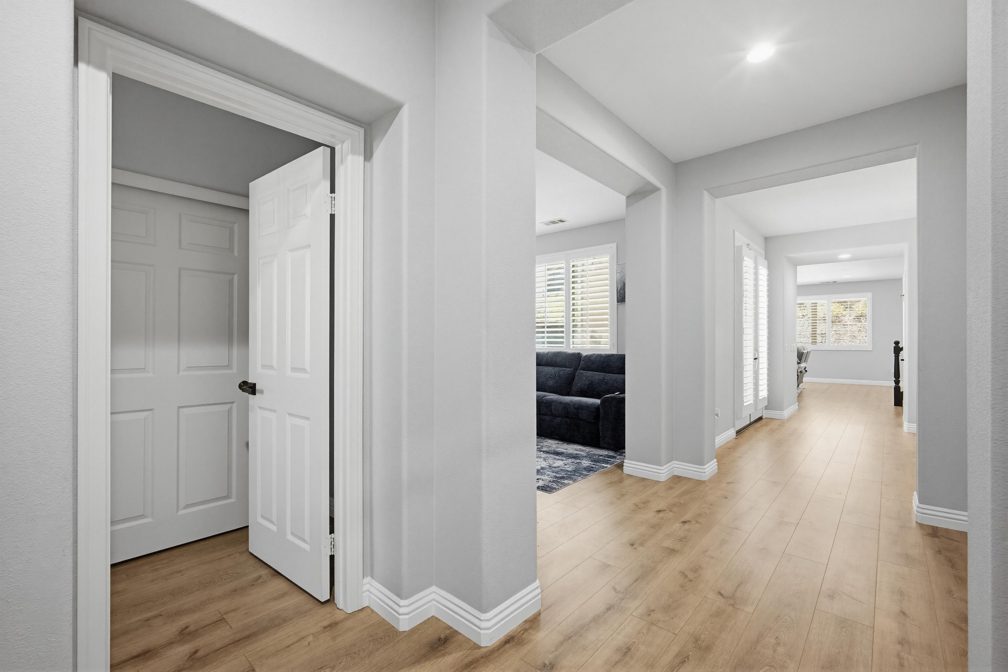 Virtual tour photo 8 of 66 for 10973 Marygold Way