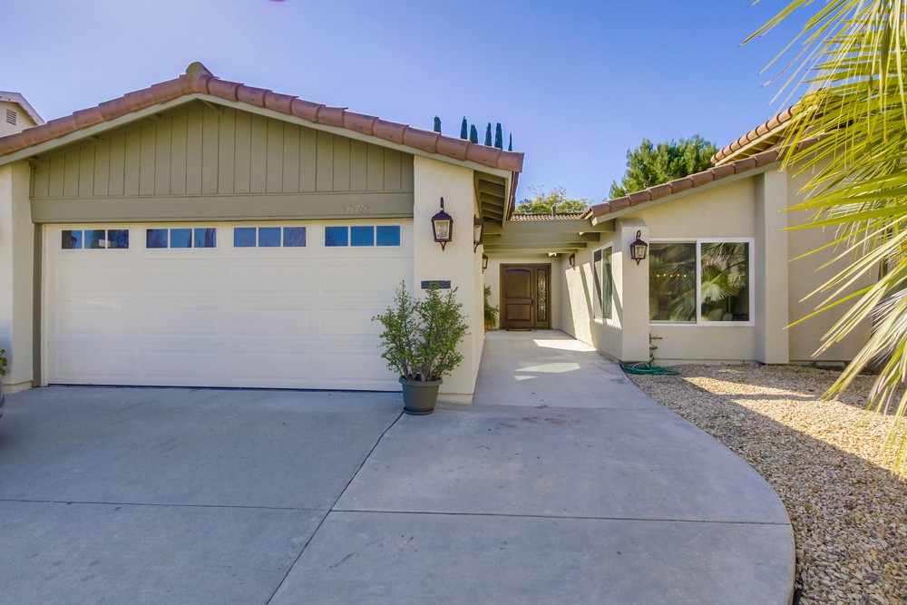 Virtual tour photo 1 of 58 for 10975 De Vida Ct