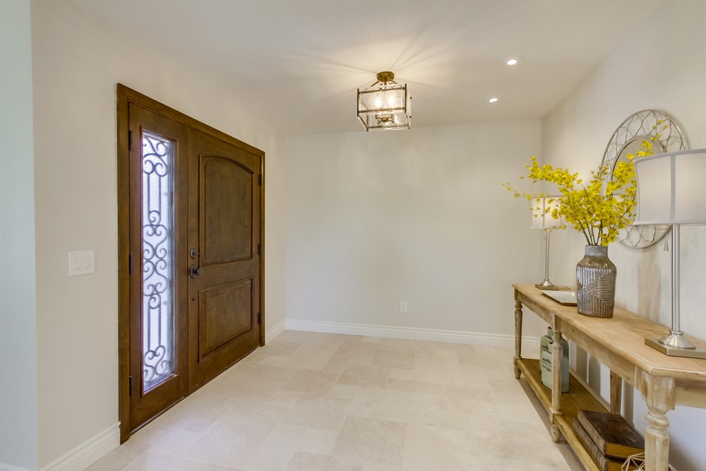 Virtual tour photo 7 of 58 for 10975 De Vida Ct