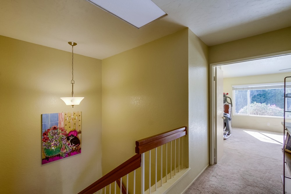 Virtual tour photo 16 of 34 for 10988 Glencreek Cir