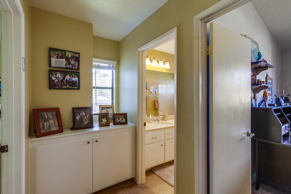 Virtual tour photo 17 of 34 for 10988 Glencreek Cir