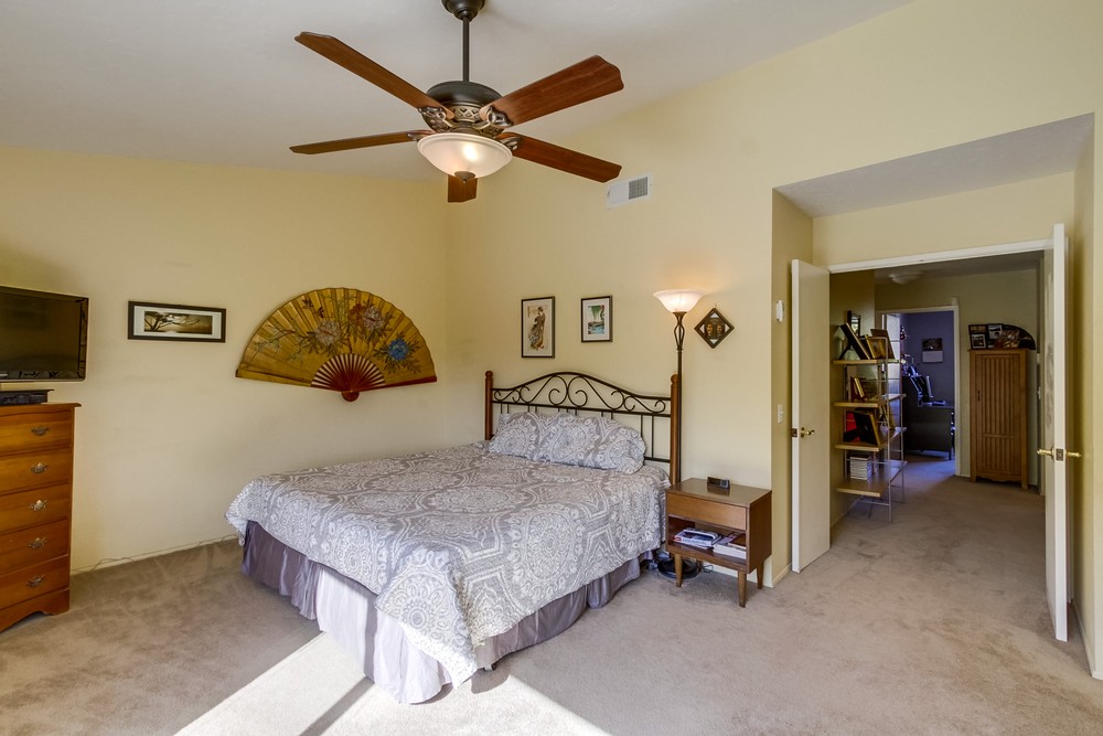 Virtual tour photo 19 of 34 for 10988 Glencreek Cir