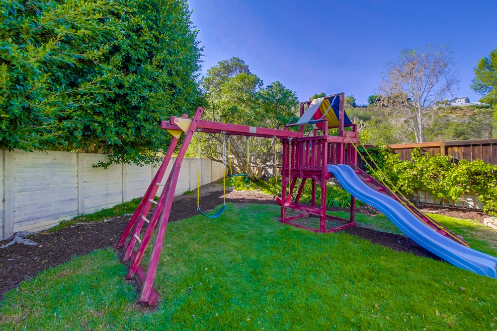 Virtual tour photo 33 of 34 for 10988 Glencreek Cir