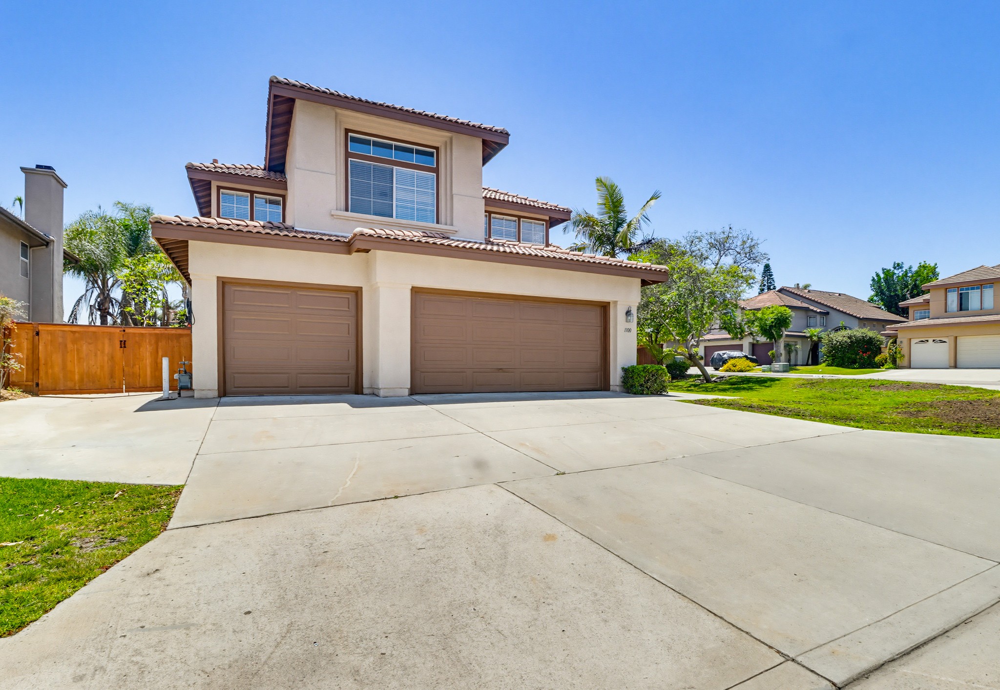 Virtual tour photo 4 of 76 for 1100 Corrales Ln