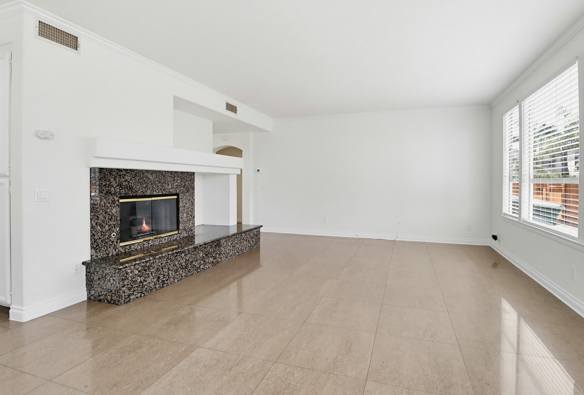 Virtual tour photo 17 of 76 for 1100 Corrales Ln