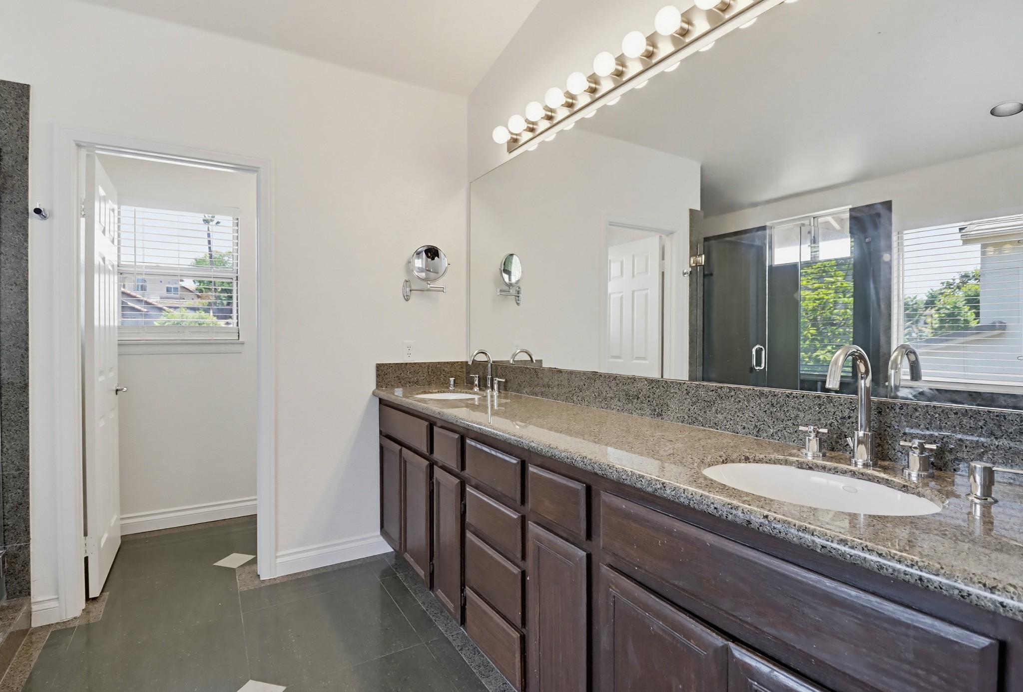 Virtual tour photo 36 of 76 for 1100 Corrales Ln