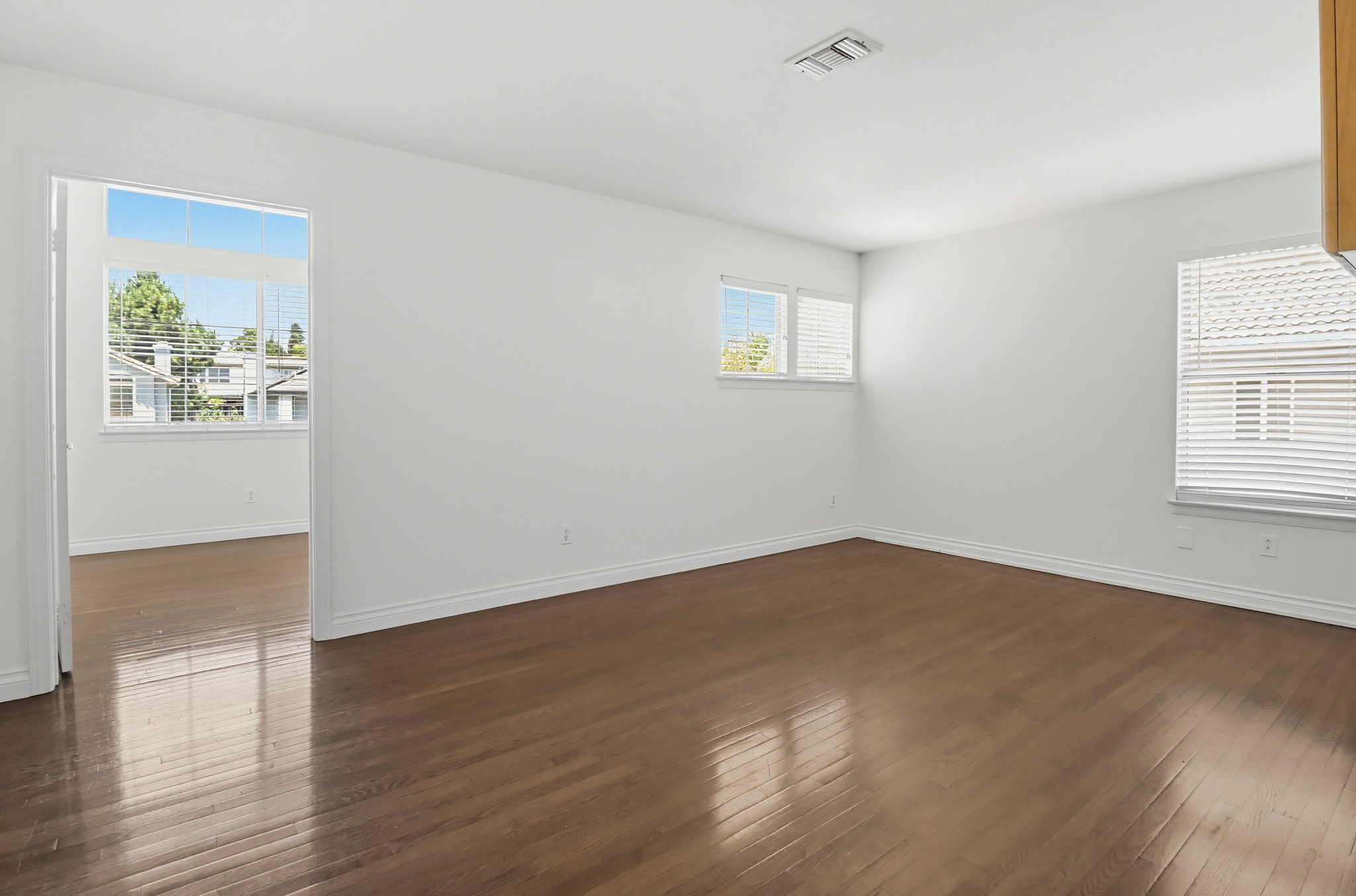 Virtual tour photo 42 of 76 for 1100 Corrales Ln