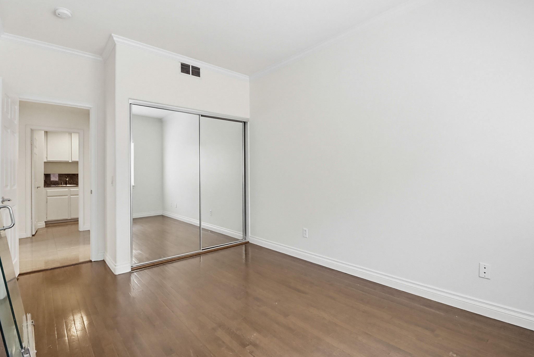 Virtual tour photo 49 of 76 for 1100 Corrales Ln