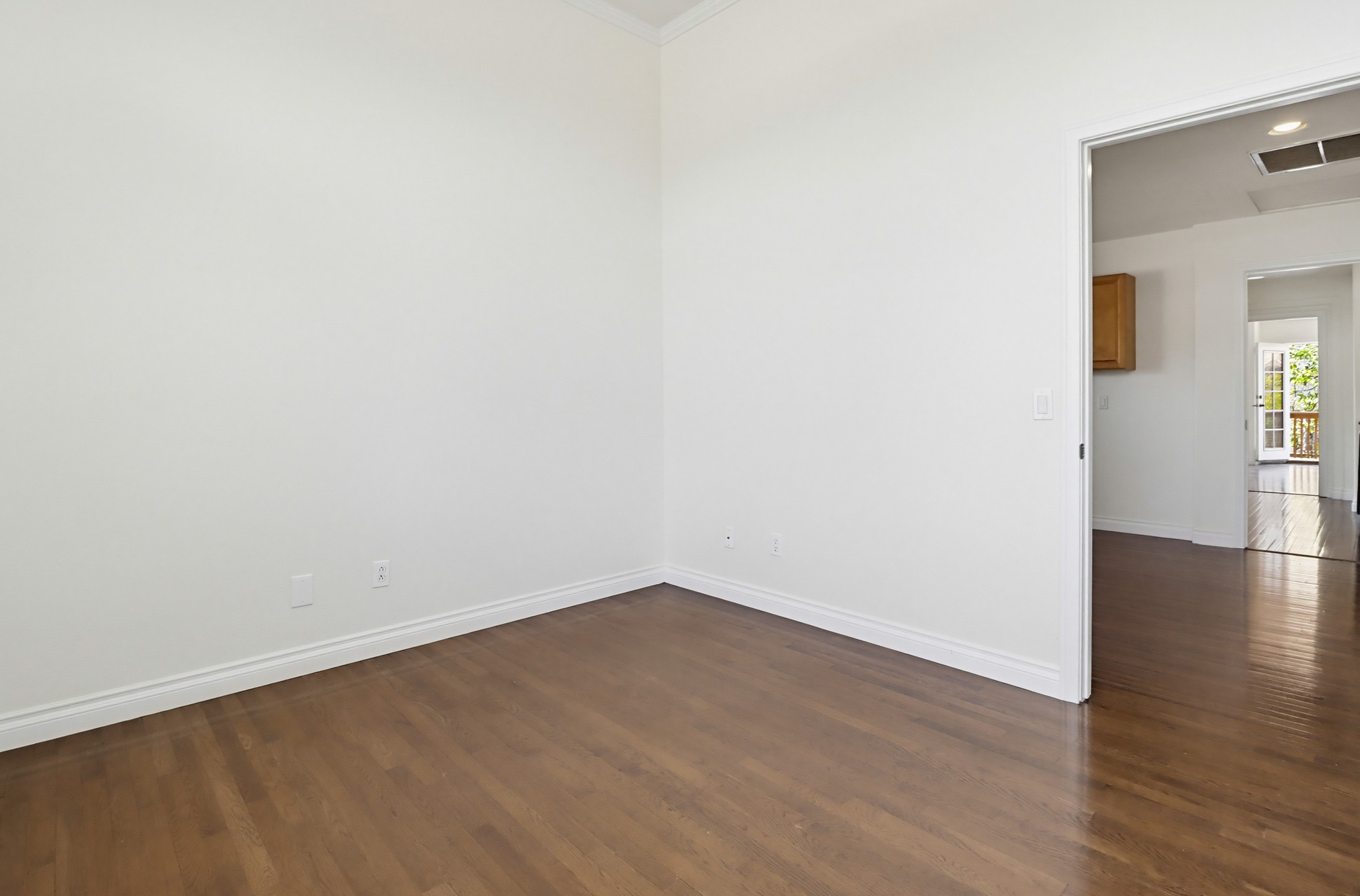 Virtual tour photo 54 of 76 for 1100 Corrales Ln