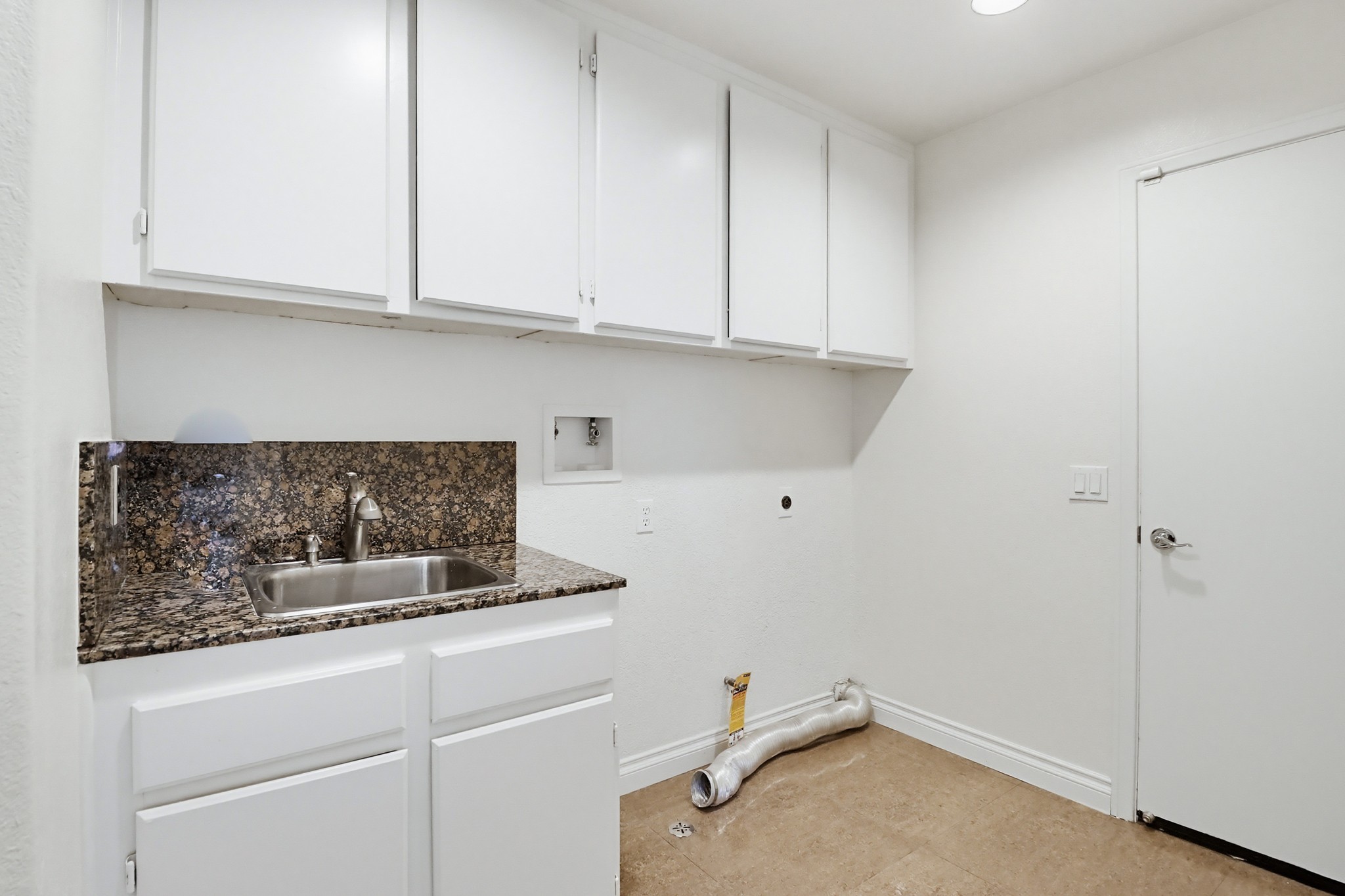 Virtual tour photo 61 of 76 for 1100 Corrales Ln