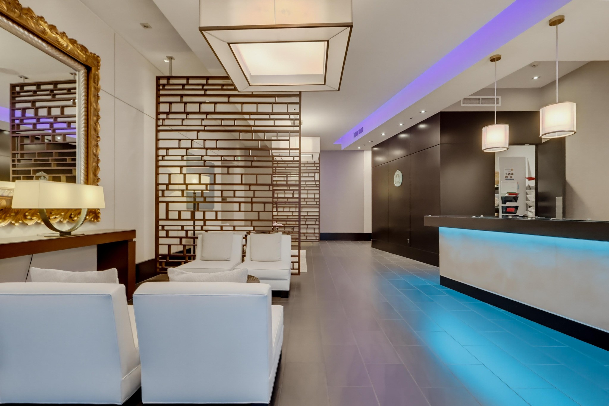 Virtual tour photo 4 of 84 for 1100 S Hope St Apt 1302