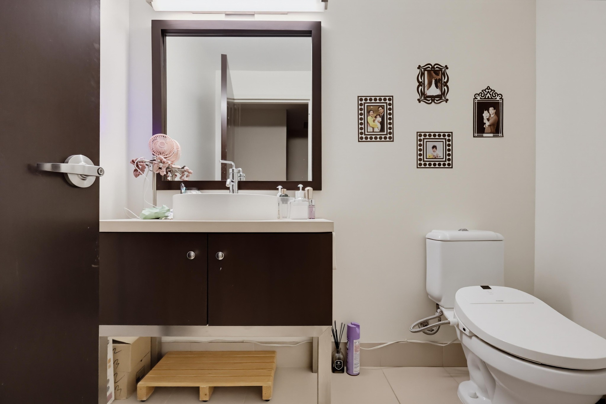 Virtual tour photo 26 of 84 for 1100 S Hope St Apt 1302