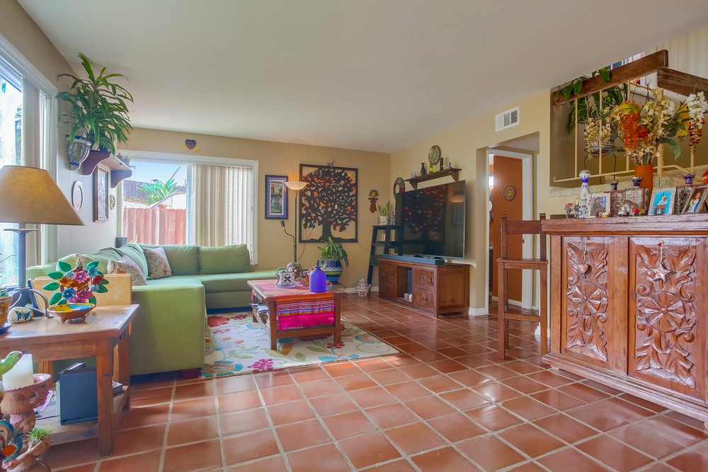 Virtual tour photo 18 of 85 for 11008 Blythe Rd