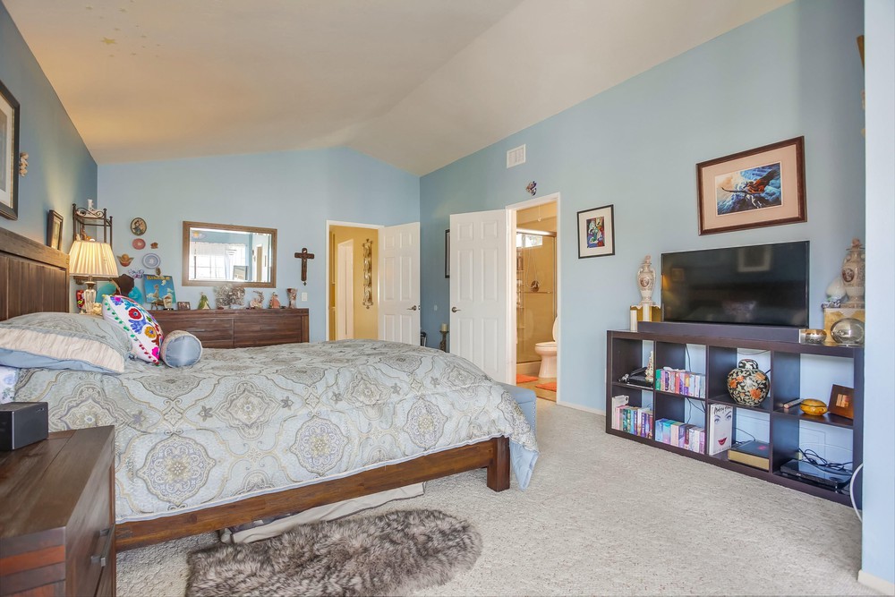 Virtual tour photo 40 of 85 for 11008 Blythe Rd