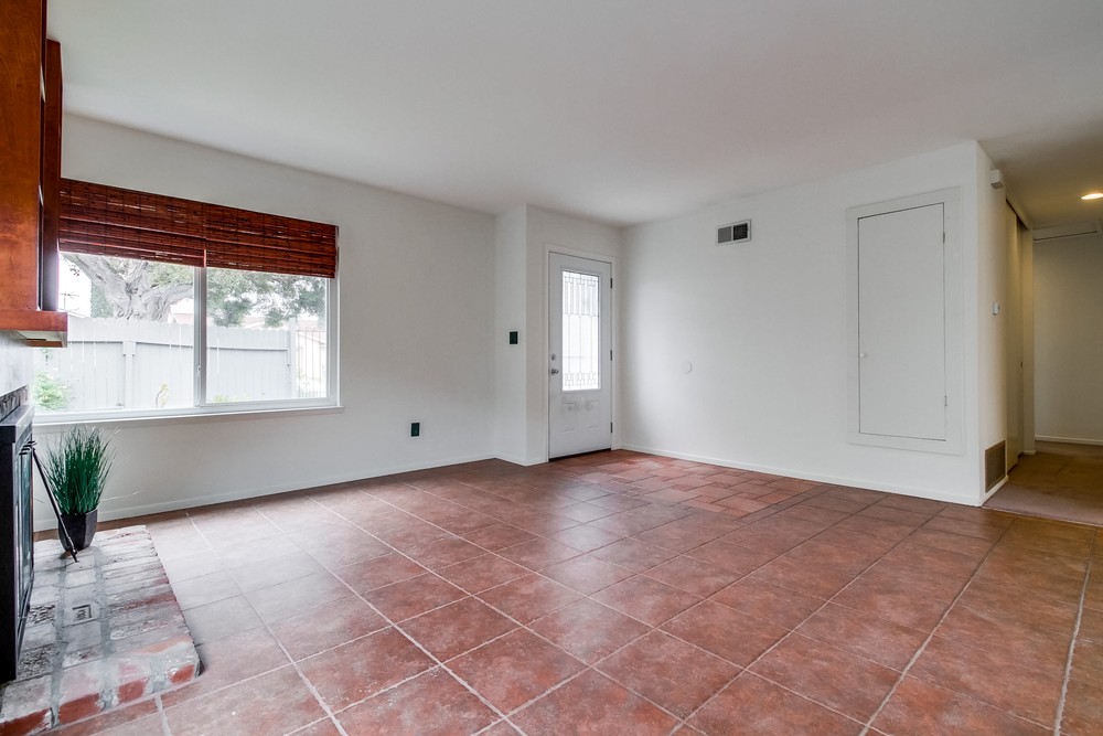Virtual tour photo 8 of 35 for 11010 Westonhill Dr