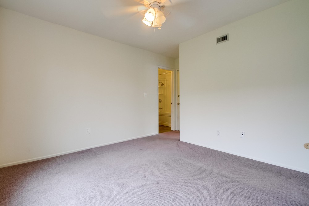 Virtual tour photo 17 of 35 for 11010 Westonhill Dr