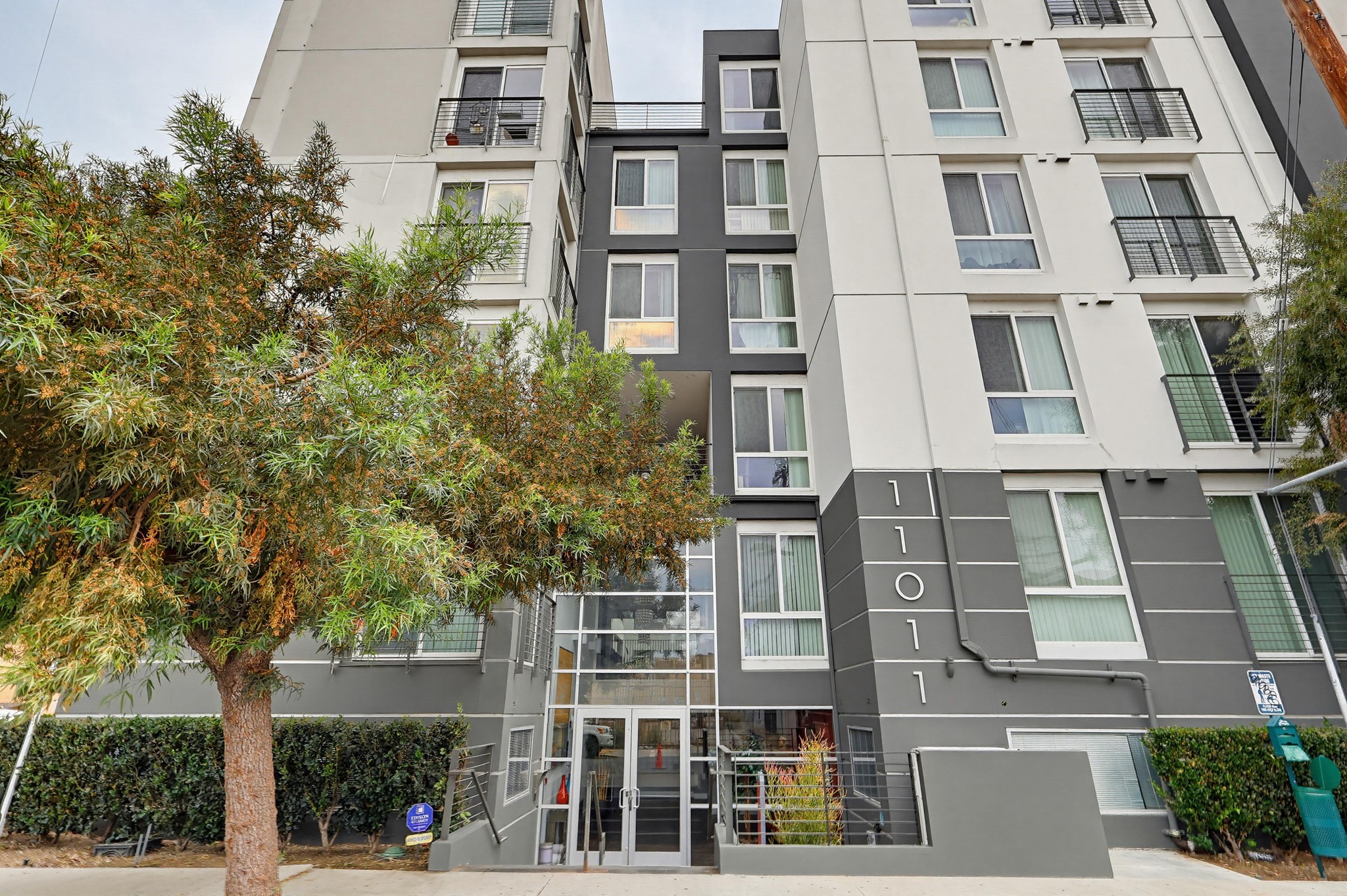 Virtual tour photo 1 of 161 for 11011 Huston St