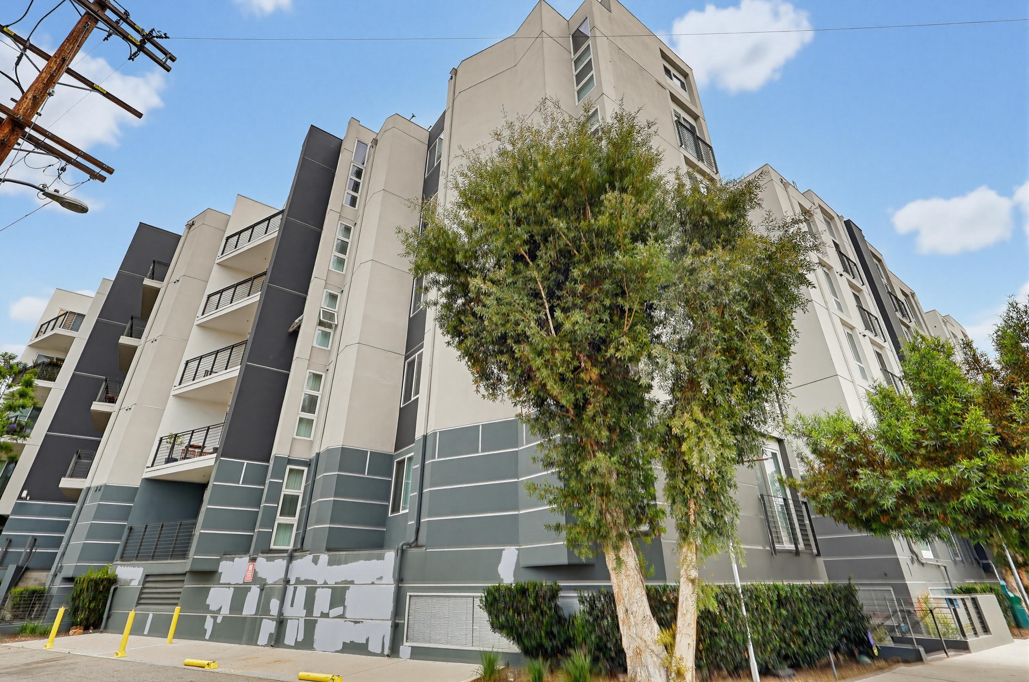 Virtual tour photo 4 of 161 for 11011 Huston St