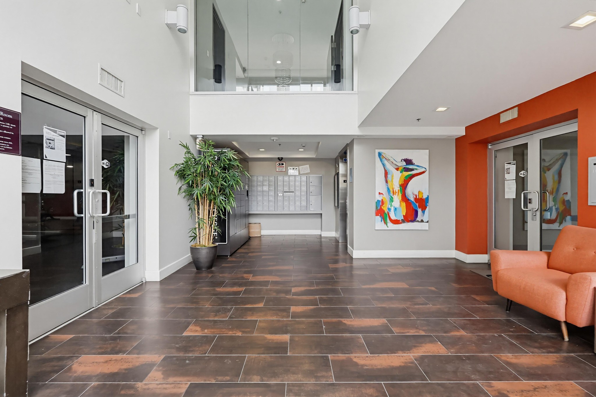 Virtual tour photo 8 of 161 for 11011 Huston St