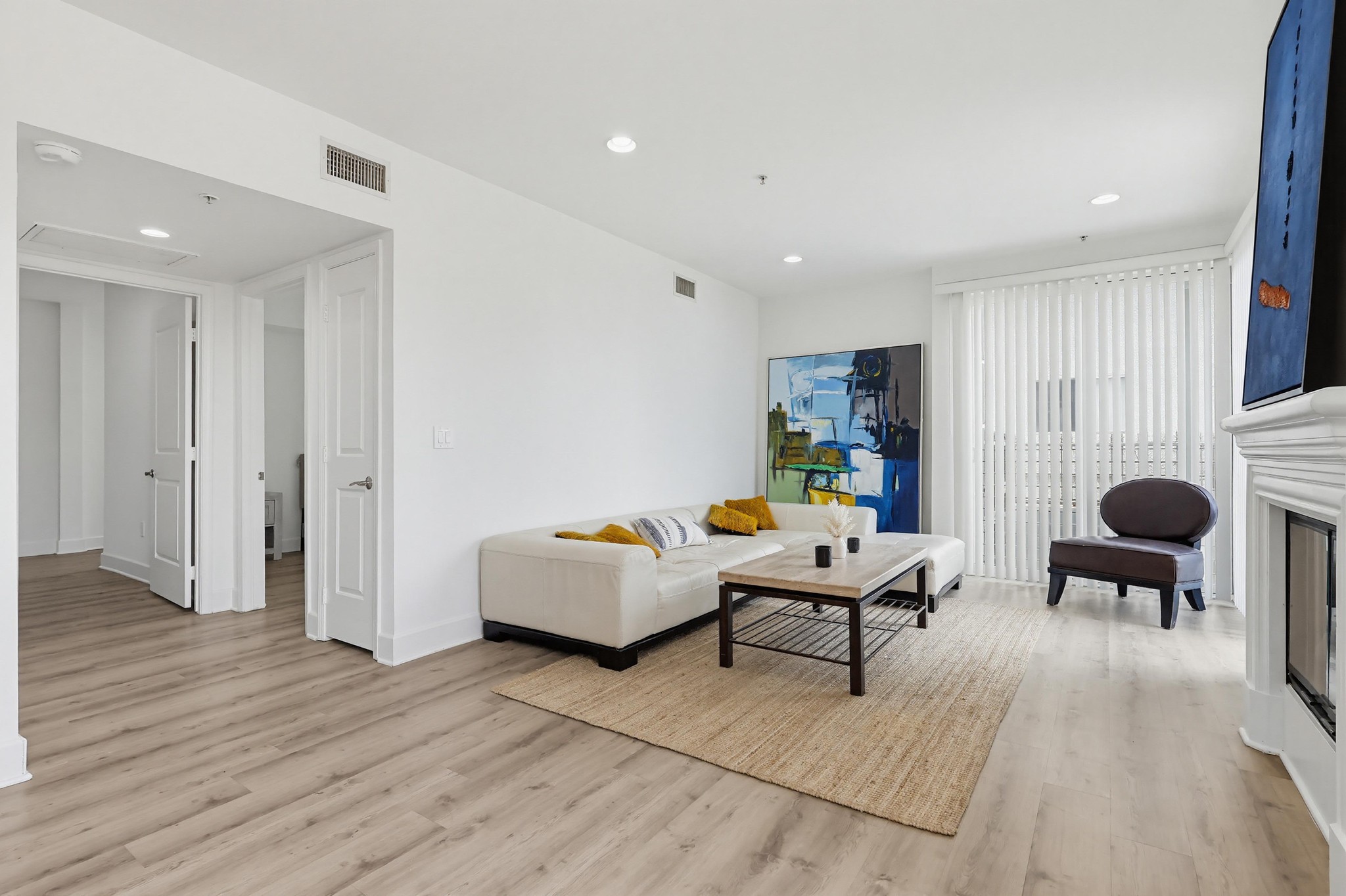 Virtual tour photo 25 of 161 for 11011 Huston St