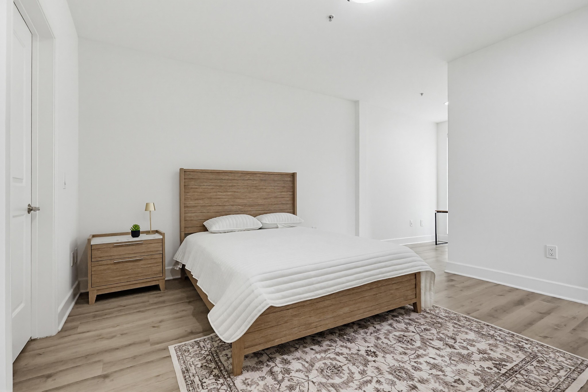 Virtual tour photo 41 of 161 for 11011 Huston St