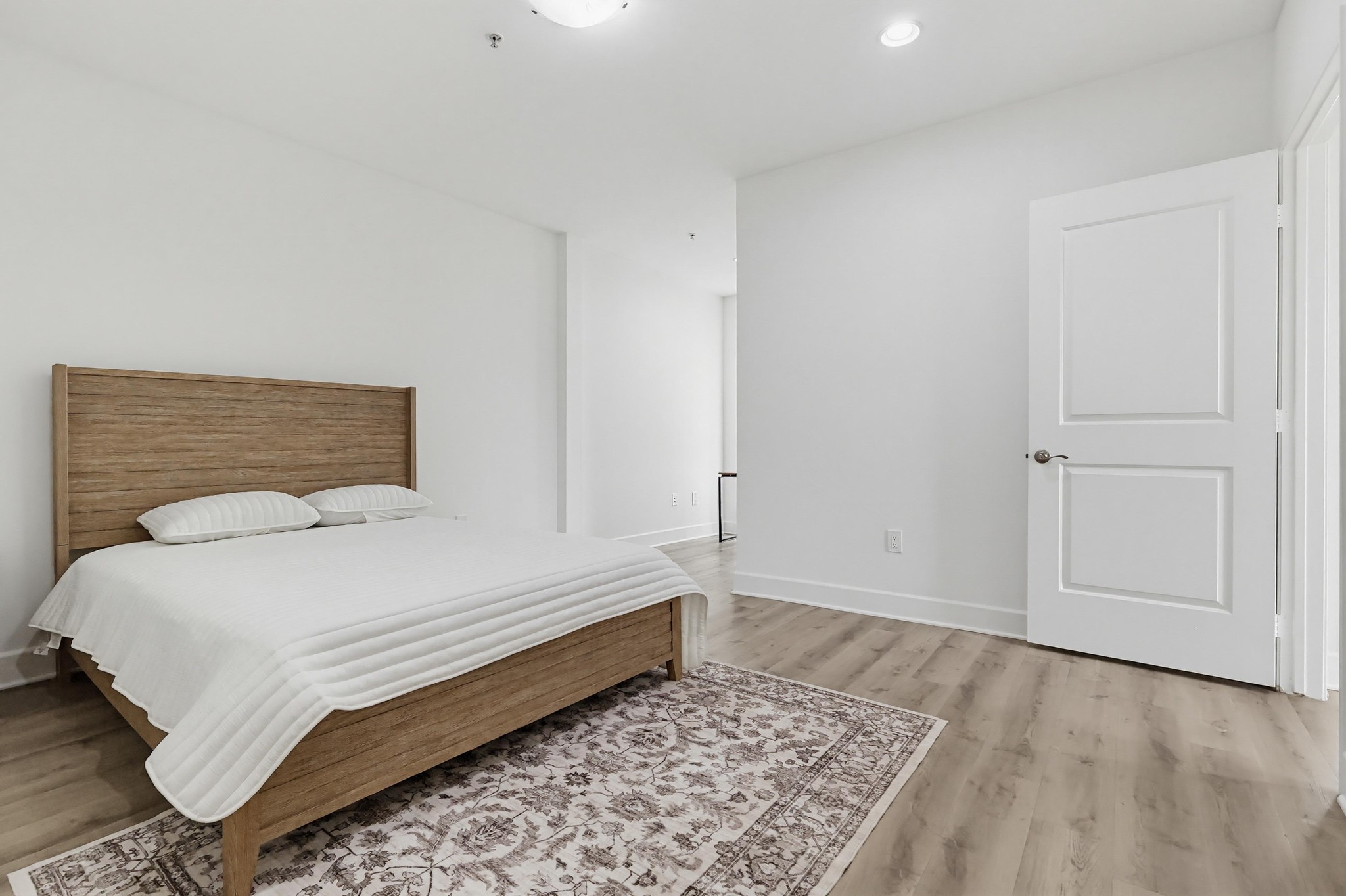 Virtual tour photo 42 of 161 for 11011 Huston St