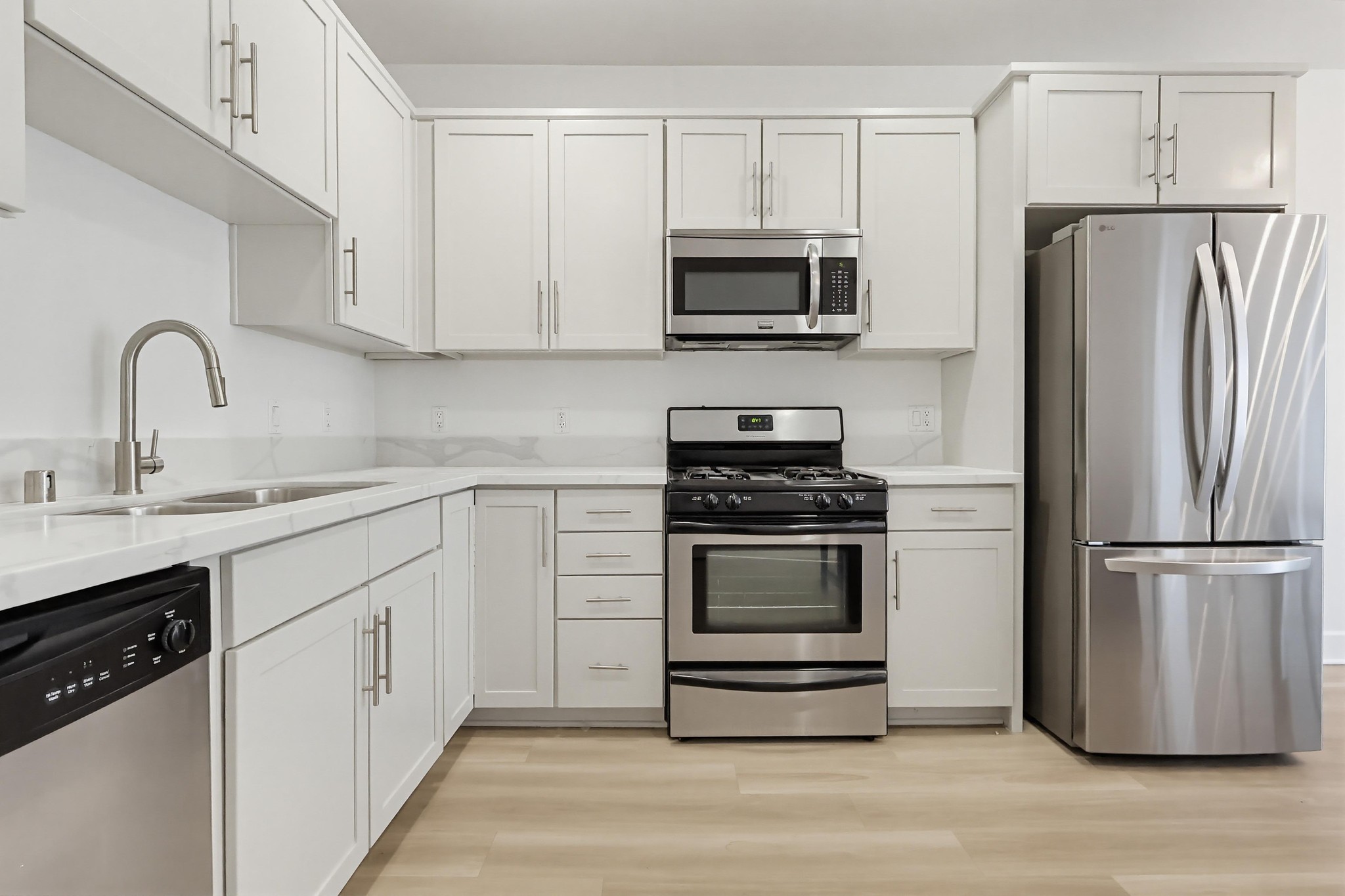 Virtual tour photo 55 of 161 for 11011 Huston St