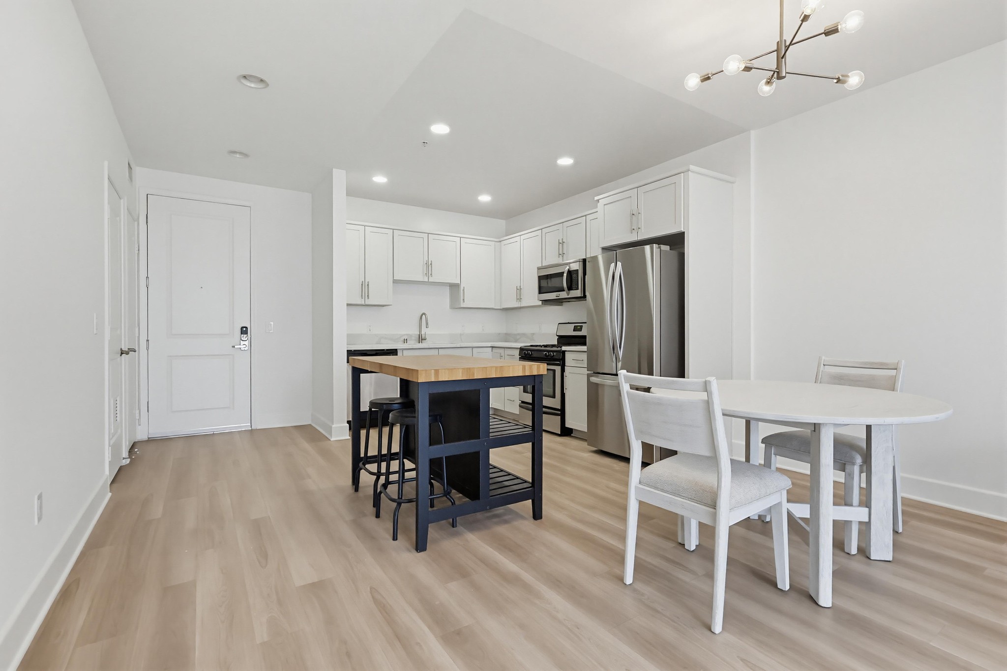 Virtual tour photo 63 of 161 for 11011 Huston St