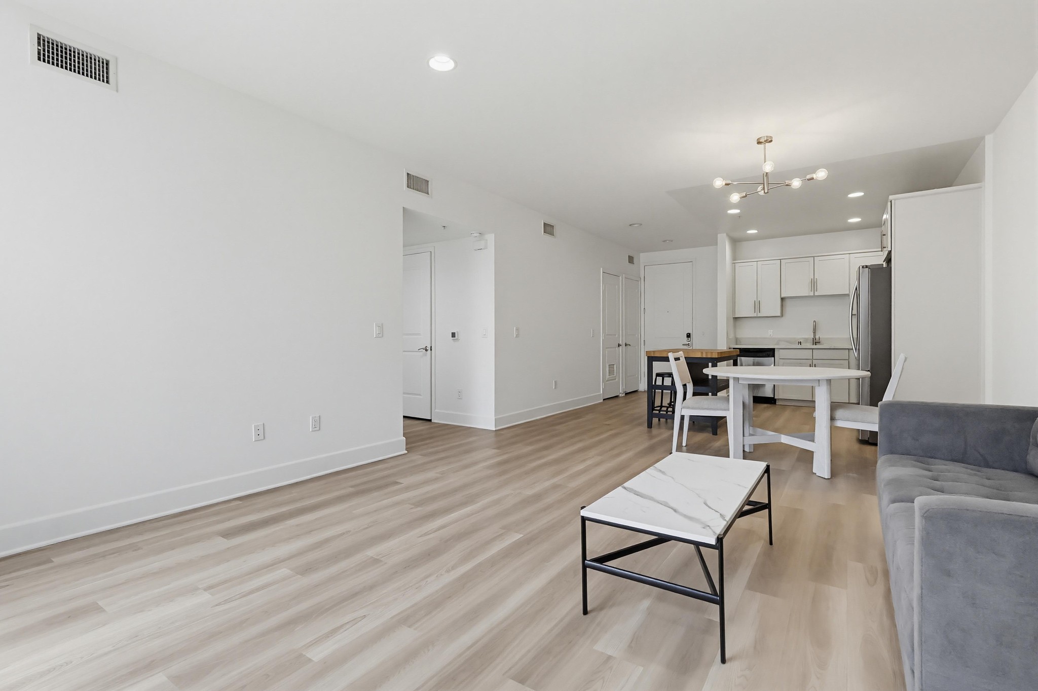 Virtual tour photo 71 of 161 for 11011 Huston St