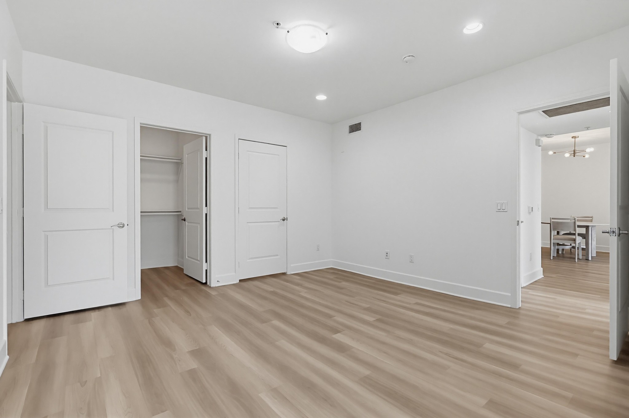 Virtual tour photo 85 of 161 for 11011 Huston St