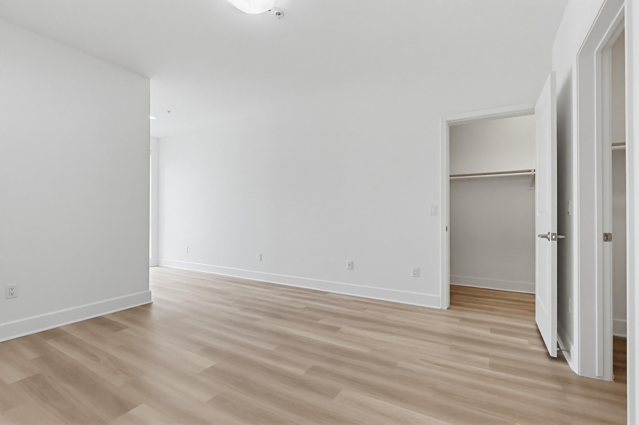 Virtual tour photo 87 of 161 for 11011 Huston St