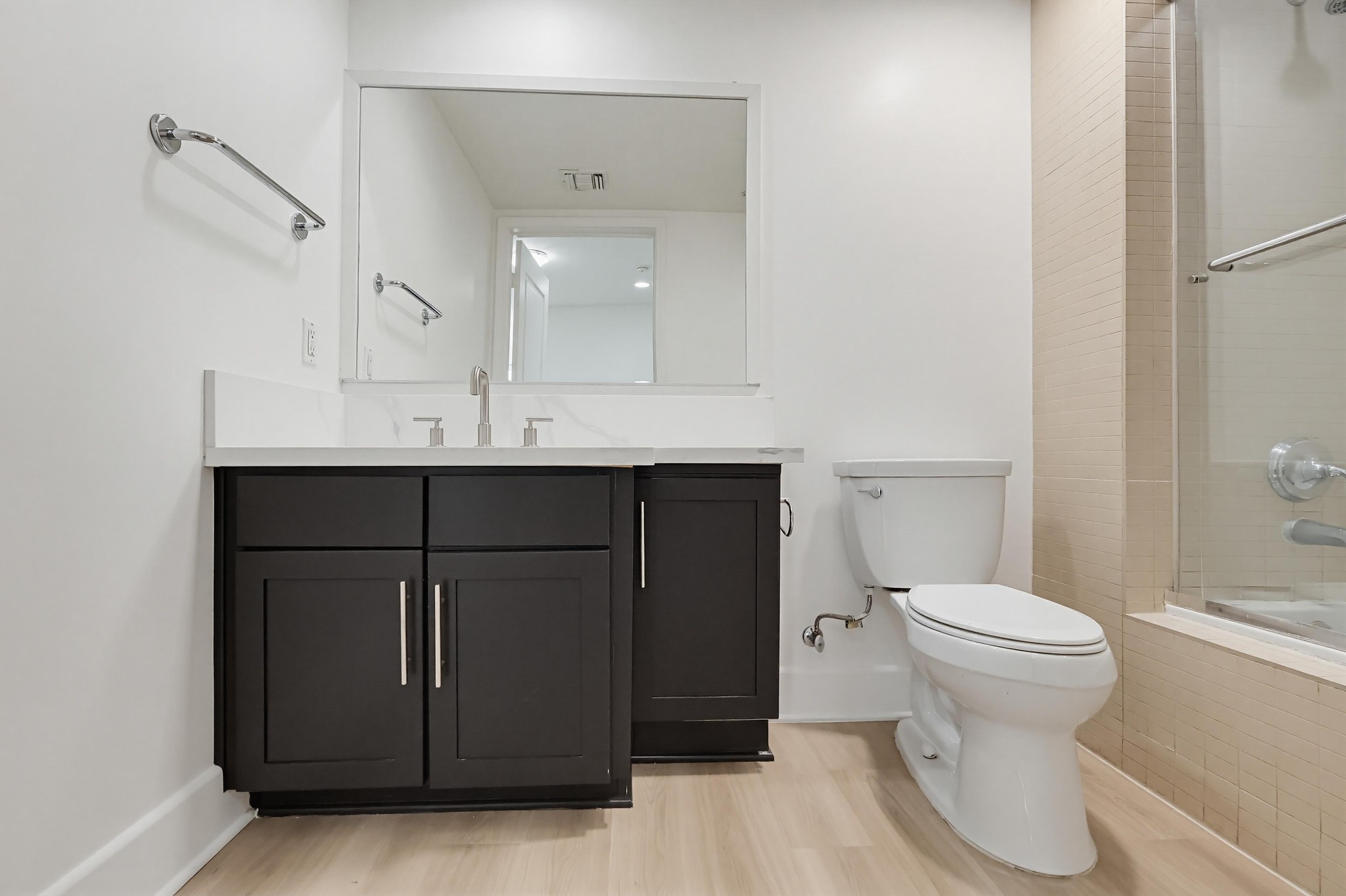 Virtual tour photo 88 of 161 for 11011 Huston St