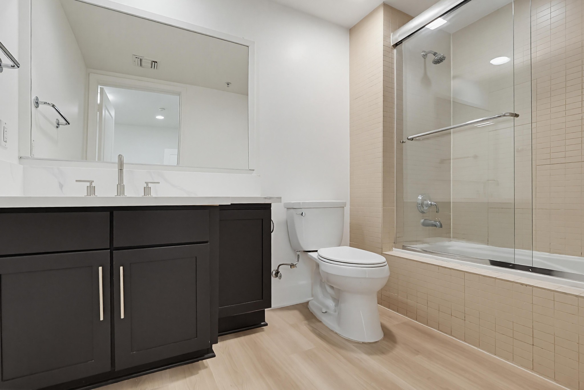 Virtual tour photo 89 of 161 for 11011 Huston St