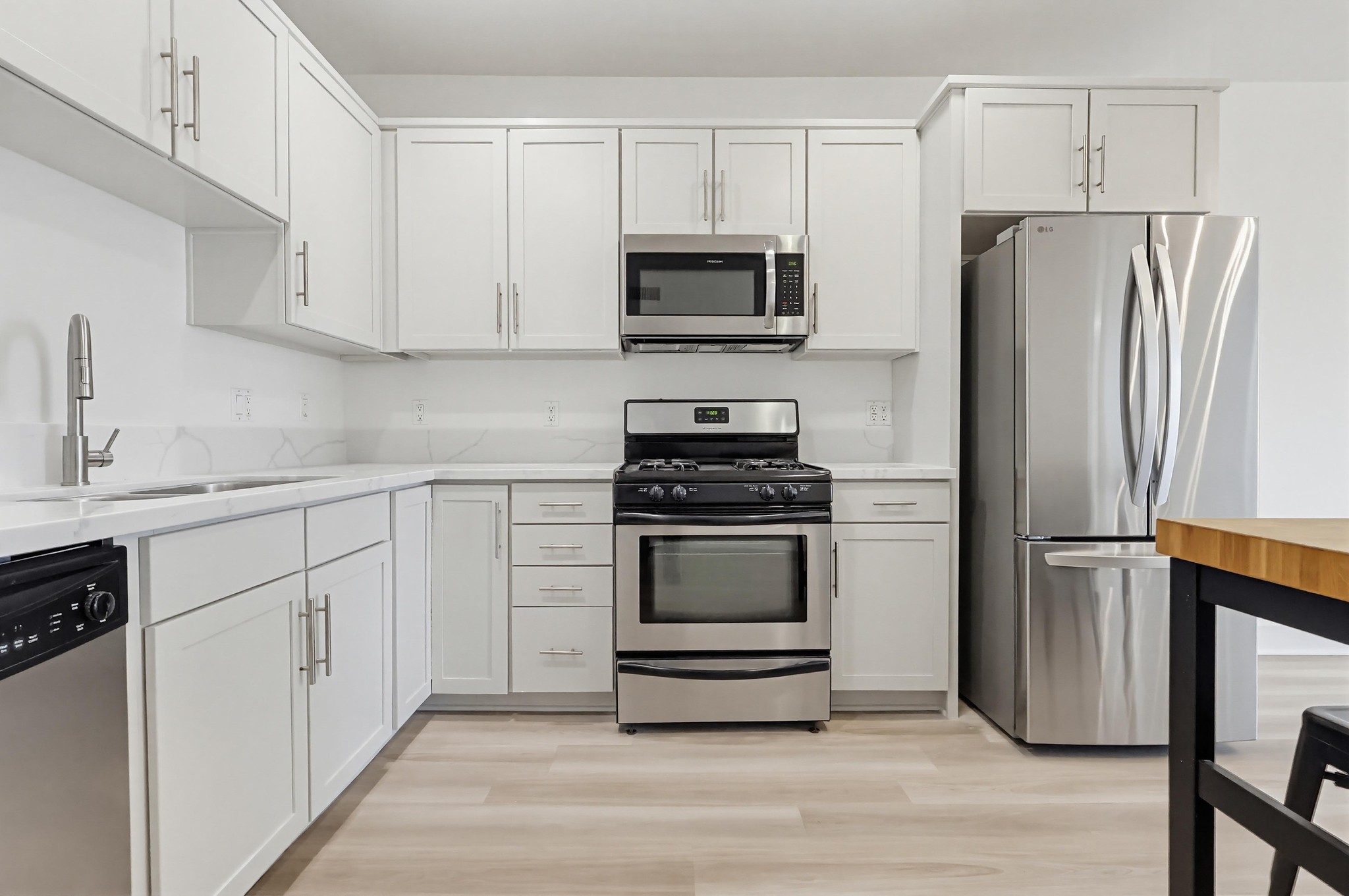 Virtual tour photo 97 of 161 for 11011 Huston St