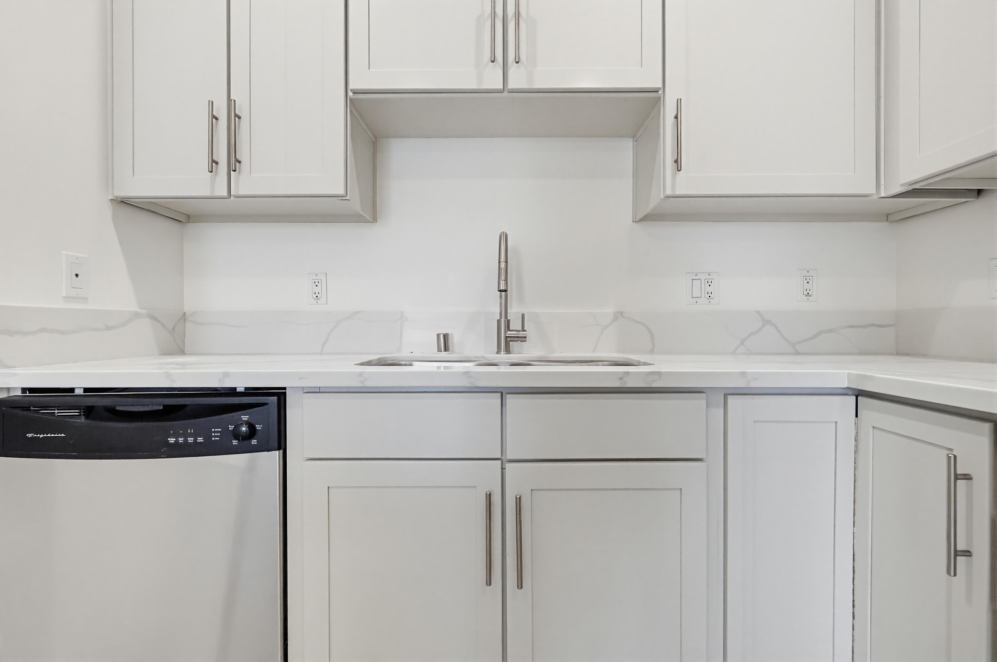 Virtual tour photo 99 of 161 for 11011 Huston St