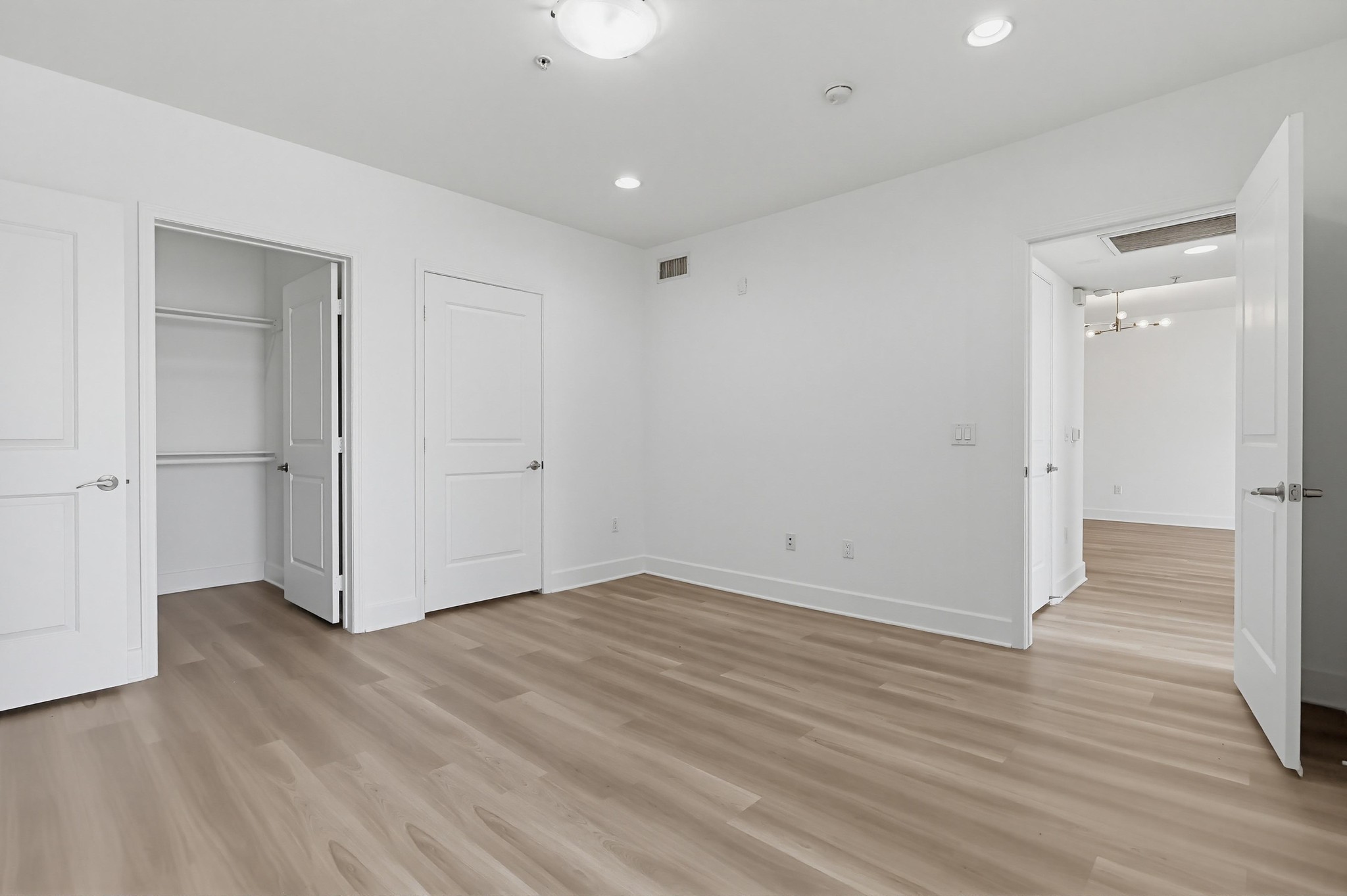 Virtual tour photo 124 of 161 for 11011 Huston St